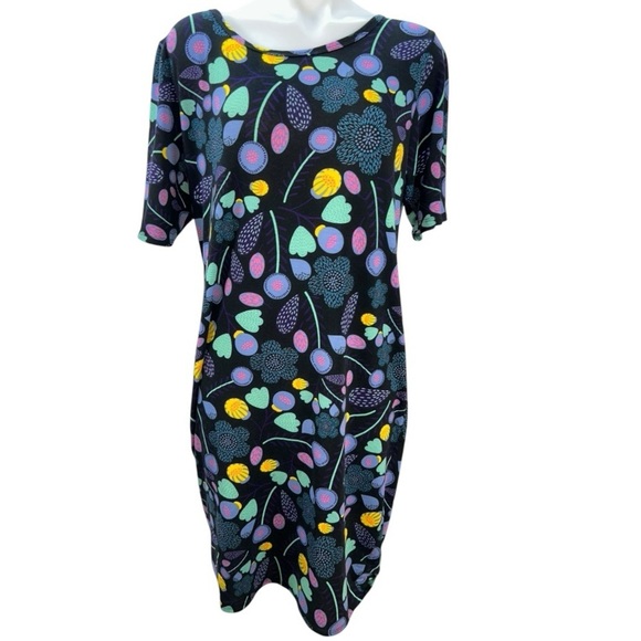 LuLaRoe Dresses & Skirts - LulaRoe  Floral colorful Black, pink, blue, green Dress Short sleeved Size 2XL